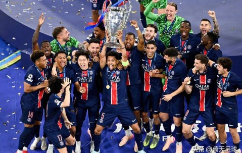 包含关键时刻欧冠传出新动向,巴黎圣日耳曼造点机会,管理层表态:球迷炸锅,阵容厚度经受考验的词条-Jiuyou Sports